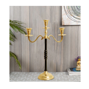 Porte-bougie géométrique contemporain en métal, parfait pour la décoration intérieure moderne, l'éclairage d'ambiance et l'exposition sur table. - Product Image 2