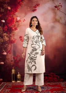 ชุด kurti ลายดอกไม้สีขาวสำหรับผู้หญิงชุดลำลองที่นิยมปักด้วยลายทำงานยาวถึงเข่าเย็บตามธรรมชาติ - Product Image 6