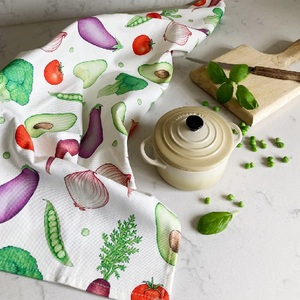 สตรอเบอร์รี่พิมพ์ราคาโรงงานผ้าฝ้ายบริสุทธิ์100% ที่กำหนดเองชาผ้าขนหนูที่ใช้ในครัวเรือนส่วนบุคคลอเนกประสงค์อาหารค่ำธรรมชาติครัวผ้าขนหนู - Product Image 3