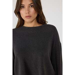 Blusa de manga larga con cuello redondo - Product Image 4