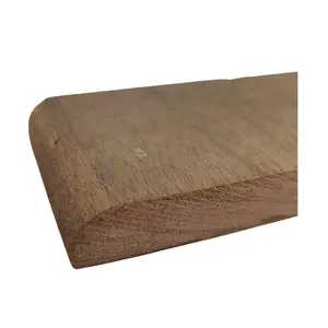 Üst düzey kırmızı Meranti süpürgelik 18Mm X 140Mm iyi stabilite parke döşeme daire için özel doğal renk içeren