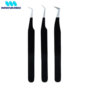Pinzas de extensión de pestañas de cabeza de ángulo recto curvo de alta calidad en color negro de INNOVAMED - Product Image 4
