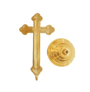 Estatua de cruz cristiana de latón con base redonda para decoración del hogar acabado dorado - Product Image 1