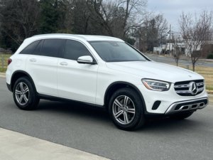 Mercedes-Benz GLC 300 2022 Usado en Buen Estado - Product Image 3