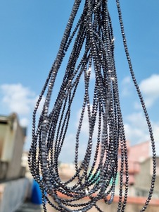 ลูกปัดเพชรโมอิสสีดำ2มม. ลูกปัดเหลี่ยมเพชรพลอยเม็ดกลมสร้อยคอเพชรเกรด AAA - Product Image 4