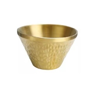Vaisselle de restaurant personnalisée polie en or Bol à fruits élégant en métal de taille moyenne pour servir un service élégant de haute qualité - Product Image 1