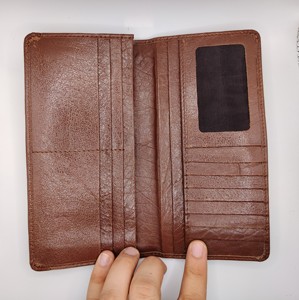 กระเป๋าสตางค์ผู้ชายแบบยาวคุณภาพสูง ป้องกัน RFID อย่างปลอดภัย หนังแท้พรีเมียม ดีไซน์เรียบหรู ผลิตจากโรงงาน OEM ขายส่ง พร้อมช่องใส่บัตร ปี 2026 - Product Image 2