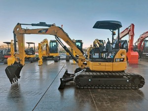Miniexcavadora de orugas hidráulica CAT 305E2CR usada para maquinaria de construcción y aplicaciones de cargador - Product Image 4