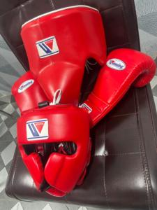 Juego de guantes de boxeo ganadores personalizados Guantes de boxeo Protector de cabeza e ingle Guantes de boxeo de entrenamiento profesional, hechos a mano - Product Image 2