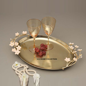 Bandeja de Servicio de Metal Color Dorado de la Mejor Calidad con un Impresionante Diseño en Forma de Flor y Asa Lateral para Decoración del Hogar y Uso en Eventos - Product Image 1