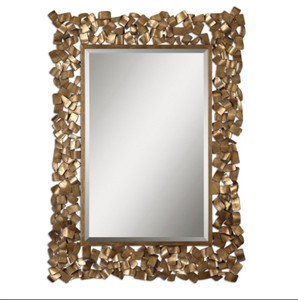 Millenium Handicrafts Espejo de pared con acabado dorado Diseño moderno Adición hecha a mano que agrega encanto a tu espacio - Product Image 3