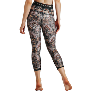 Los últimos conjuntos de yoga personalizados OEM Espresso para mujer, conjunto de 2 piezas, mallas cortas de cintura alta transpirables y que absorben el sudor para mujer - Product Image 5