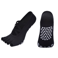 Chaussettes de yoga antidérapantes à cinq doigts pour femmes OEM avec sangles croisées, respirantes, séchage rapide, pour la vie quotidienne et le sport (ballet, barre, pilates)