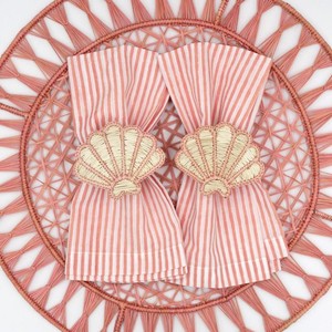 Anillo para Servilletas de Concha Marina de Ratán Costero, Decoración de Mesa Tejida Natural con Tema Playero, Decoración de Mesa Bohemia Rústica Hecha a Mano - Product Image 1
