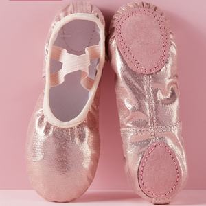 Chaussons de ballet souples pour filles avec empeigne en toile hautement extensible, doublure en coton et semelle extérieure en cuir véritable pour le yoga et la danse - Product Image 1