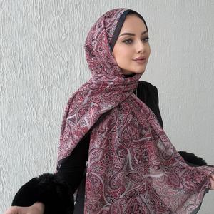 Voile musulman personnalisé avec logo, respirant, 4 saisons, charmant, pour femmes, en modal imprimé, vente en gros, collection 2026, le plus populaire - Product Image 1