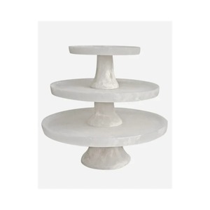 Présentoir à gâteaux élégant en résine à bords dorés Plateau de présentation de desserts de qualité supérieure pour les hôtels, les banquets et les célébrations - Product Image 1