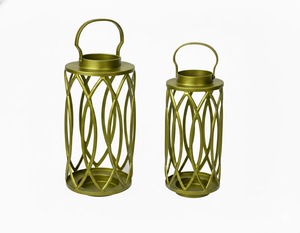 Farol de Vela con Asa, Diseño Nórdico Decorativo de Metal, Faroles Elegantes de Lujo para Decoración Navideña del Hogar y Fiestas - Product Image 4