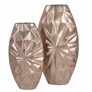 Vase à fleurs en aluminium argenté fabriqué à la main Accent décoratif unique pour les mariages, les festivals et les intérieurs modernes - Product Image 5