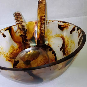 ชามเรซินแบบเต็มพร้อมฐานสำหรับลูกอมช็อคโกแลตค้นหาไอคอนที่คล้ายกันทำด้วยมือสีสันสดใส - Product Image 1