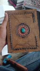 Journal en cuir de qualité supérieure sur mesure Fermeture en pierre d'agate naturelle pour les cadeaux et un usage personnel Journal de lecture élégant - Product Image 6