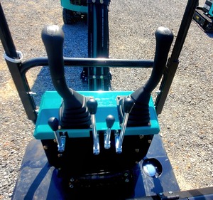 Miniexcavadora QH12R 2025, Motor de Alta Eficiencia, Cilindro Hidráulico Eaton, Motor para Uso Doméstico, Accesorios, Excavadora de Orugas - Product Image 3