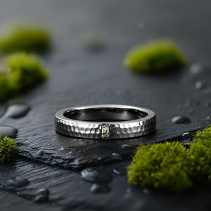 Jeulia Hammered Rectangular <b>Moss</b> <b>Agate</b> Men's Wedding Band in Rose Gold - Product Image 5