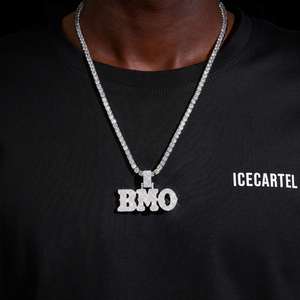 จี้และชาร์มชื่อแบบกำหนดเอง BMO ทองคำ 14K ประดับโมอิสซาไนต์ - Product Image 5