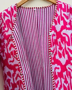 แจ็กเก็ตผ้าฝ้ายบุสองชั้นพิมพ์ลายดอกไม้แบบกลับด้านได้ทำด้วยมือเสื้อคลุมยาวสไตล์ฮิปปี้ไซส์ XL สำหรับผู้หญิงตกแต่งด้วยลูกไม้สำหรับฤดูหนาว - Product Image 2