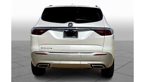 Buick Enclave Premium FWD 2024 Usado en Excelentes Condiciones - Product Image 4
