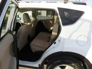 TOYOTA RAV4 XLE 2013 d'occasion, conduite à gauche/droite - Product Image 6