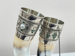 Chope à bière décorative en laiton et corne de couleur naturelle, cadeau idéal, corne à boire viking, verre, accessoires de cuisine, chopes viking, la plupart - Product Image 2