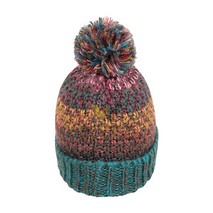 Bonnet d'hiver léger conçu avec un tissu tricoté respirant pour un confort et un style quotidien faciles - Product Image 3