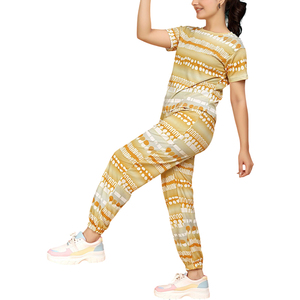 Servicio OEM disponible Chándal de verano para damas Conjunto de la mejor calidad Mangas cortas Mujeres Chándal de verano hecho a medida - Product Image 5