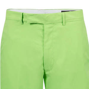 Vêtements d'extérieur pour la saison chaude, avec une sensation légère, shorts de golf pour hommes, conçus pour un mouvement facile et un style décontracté - Product Image 3