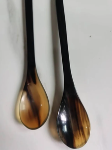 Juego de Cubiertos para Ensalada de Cuerno de Búfalo Natural con Líneas Cruzadas, Juego de Cubiertos para Barra de Ensaladas con Mango de Hueso, Cuchara y Tenedor de Tradebit - Product Image 6