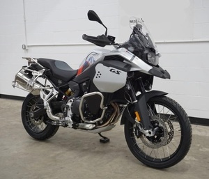 Motocicleta de Turismo F 900 GS Adventure 2024, Nueva, de Doble Cilindro, Refrigeración Líquida, 6 Velocidades, Alto Rendimiento, Todoterreno - Product Image 1