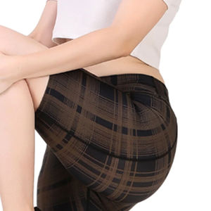 Short de course de fitness taille haute Stretch athlétique pour l'entraînement et la salle de sport Shorts d'entraînement de compression pour femmes en gros BY WAKIN WEAR - Product Image 5