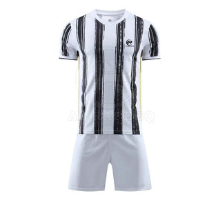 Professional Team Wear Soccer Uniform Short Sleeve Breathable Quick Dry 100% Polyester Comfortable Sports Wear - Product Image 1