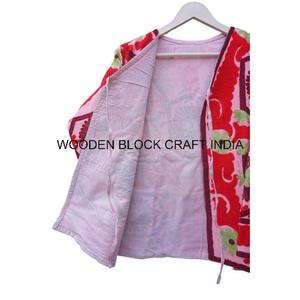 Suéter Rajastan Hecho a Mano con Bordado Suzani de Algodón con Diseño Floral, Ecológico, Transpirable, Grueso, para Invierno, Corte Regular, Cuello en V - Product Image 5