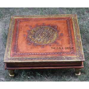 Arte de madera hecho a mano de Chowki pintado a mano indio para decoración del hogar - Product Image 4