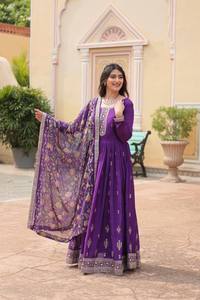 Vestido de estilo completo de color púrpura de alta exigencia con Dupatta en trabajo de bordado en seda atigrado para Celebración de bodas y festivales - Product Image 3
