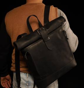Sac à dos de voyage en cuir Rolltop fait à la main sac à dos pour ordinateur portable LRTB-0067D - Product Image 1