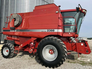 รถเกี่ยวข้าว Case IH 2388 มือสองและใหม่ ราคาประหยัด สำหรับเก็บเกี่ยวข้าวโพด/ข้าวสาลี/ข้าว  เครื่องจักรกลการเกษตร สภาพดี - Product Image 2