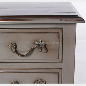 La série de placards pour enfants 7007 est fabriquée en bois d'acajou et présente trois tiroirs dans un design simple et minimaliste. - Product Image 5