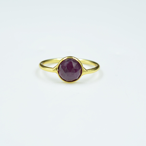 Red Garnet Gemstone Bezel Setting <b>Ring</b> 925 Sterling Silver <b>Vintage</b> Style Faceted Cut Fine Jewelry for Weddings <b>Gold</b> Color - Product Image 1