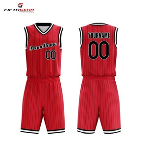 Uniforme de baloncesto personalizable para hombre, transpirable, azul con sublimación de secado rápido, estampado de talla grande para la temporada de verano - Product Image 2