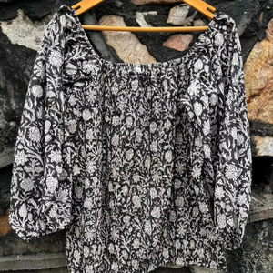 Femmes esthétique lunatique conception longue Maxi jupe ensemble noir maison imprimé fleuri concepteur haut bas Cottage Core fée Vibe - Product Image 1