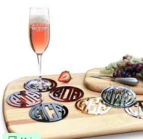 Juego de 4 posavasos de madera con temática deportiva, campo de trofeos de fútbol y diseños de portería perfectos para fanáticos - Product Image 3