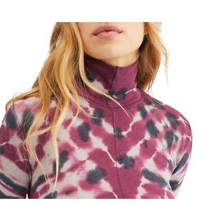 Free People T-shirt da donna con collo a lupetto rosso X-Small in stile psichedelico, stile bohémien - Product Image 2